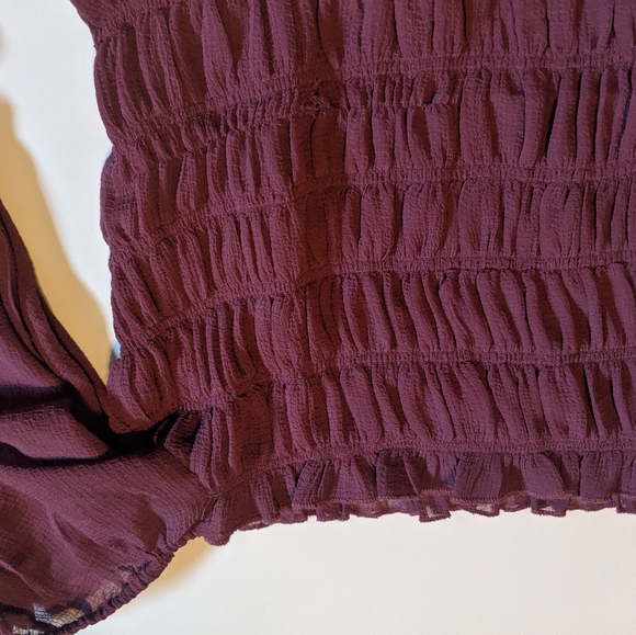 Urban outfitters off shoulder top, light weight - Picture 3 of 4